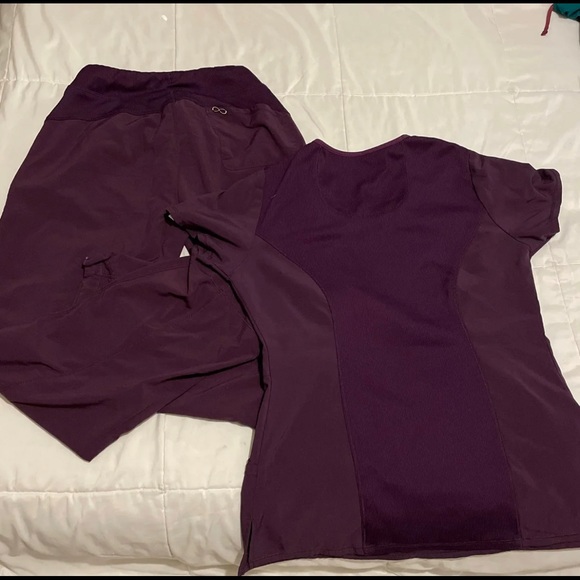 Scrub set - Picture 5 of 5